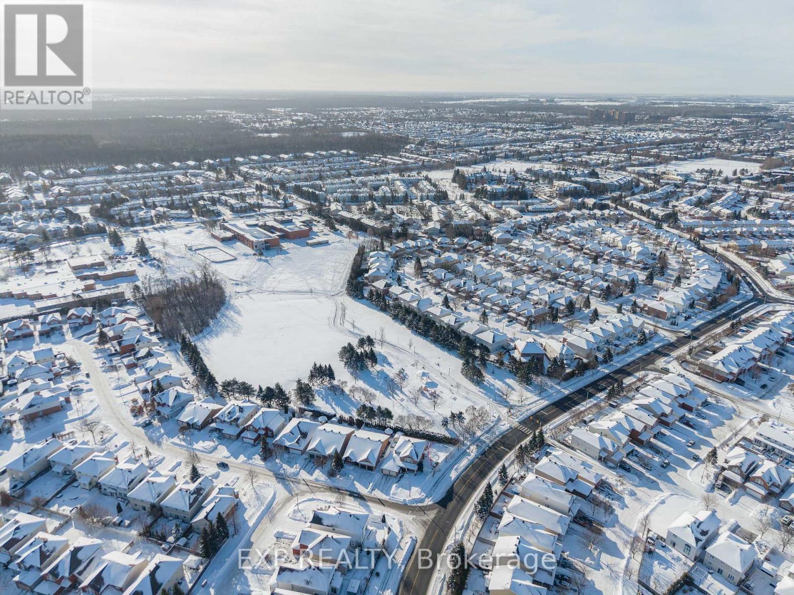 98 Castlegreen Private, Ottawa, Ontario  K1T 3N3 - Photo 30 - X12718016