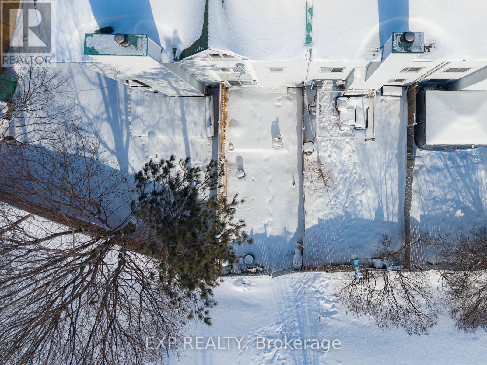 98 Castlegreen Private, Ottawa, Ontario  K1T 3N3 - Photo 28 - X12718016