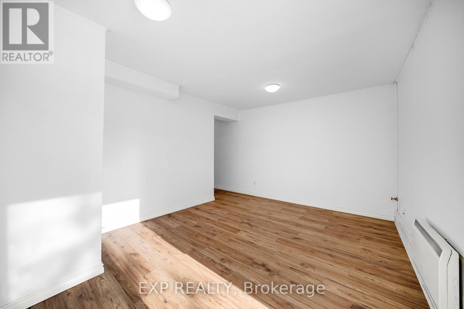 98 Castlegreen Private, Ottawa, Ontario  K1T 3N3 - Photo 20 - X12718016