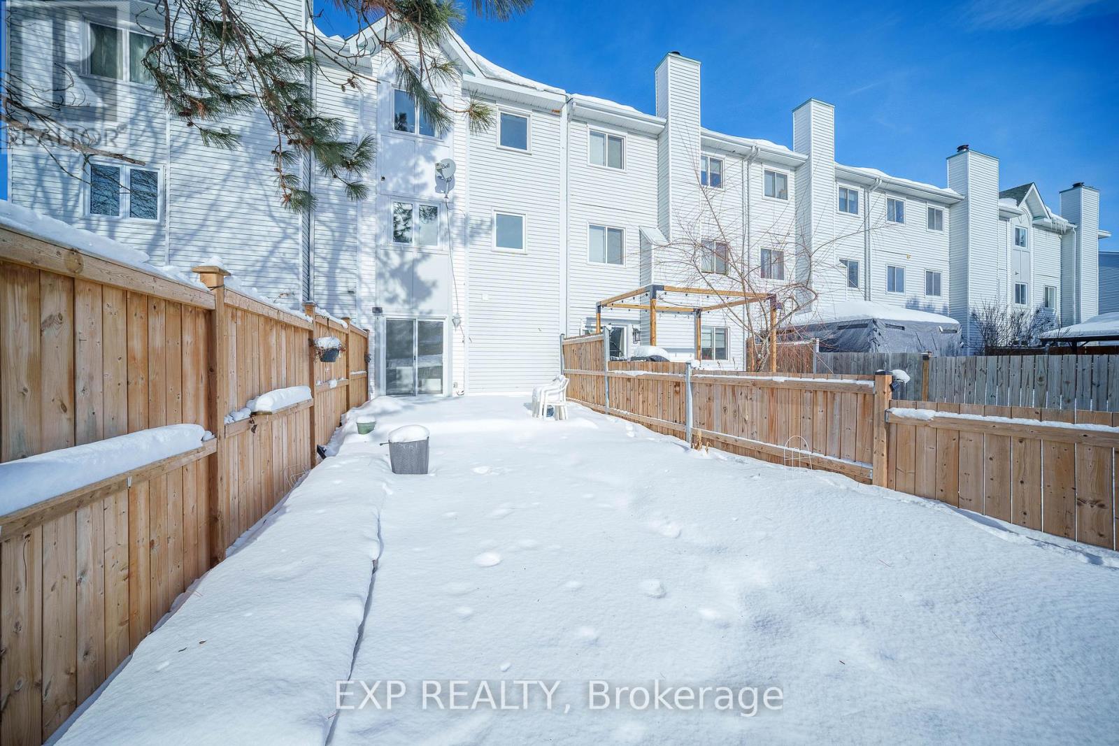 98 Castlegreen Private, Ottawa, Ontario  K1T 3N3 - Photo 24 - X12718016