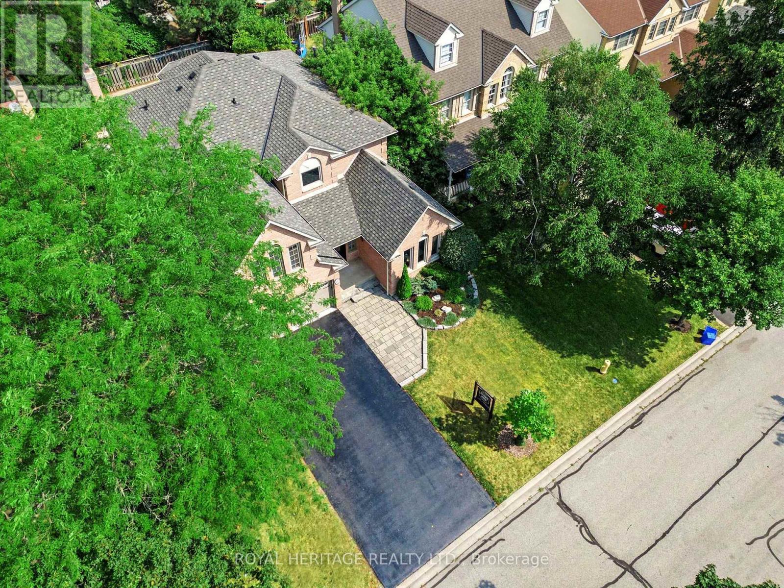 14 Balsdon Crescent, Whitby, Ontario  L1P 1L5 - Photo 45 - E12718128