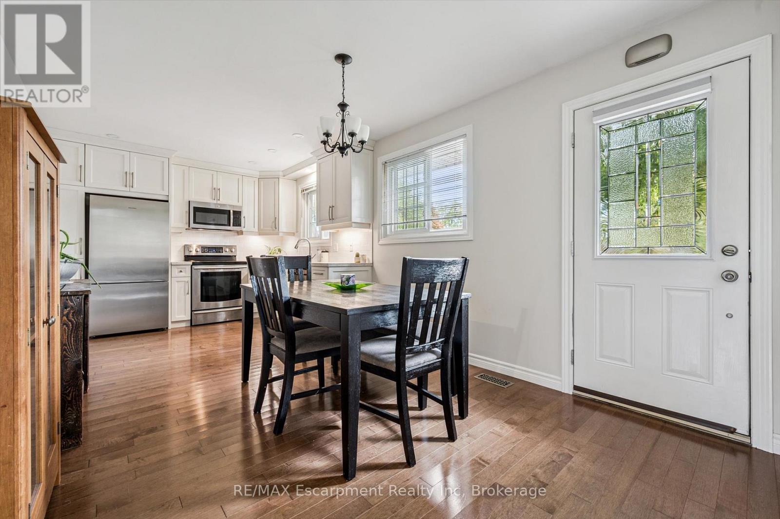 5 Picadilly Place, Guelph, Ontario  N1G 2P8 - Photo 8 - X12718122