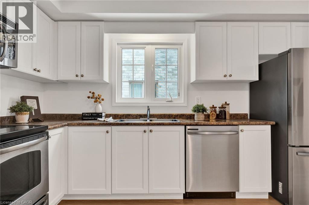 931 Glasgow Street Unit# 12c, Kitchener, Ontario  N2N 0B6 - Photo 4 - 40793933