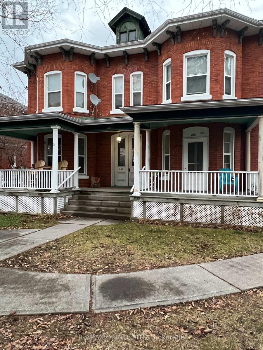 4 - 205 Charles Street, Belleville, Ontario  K8N 3M3 - Photo 1 - X12718158