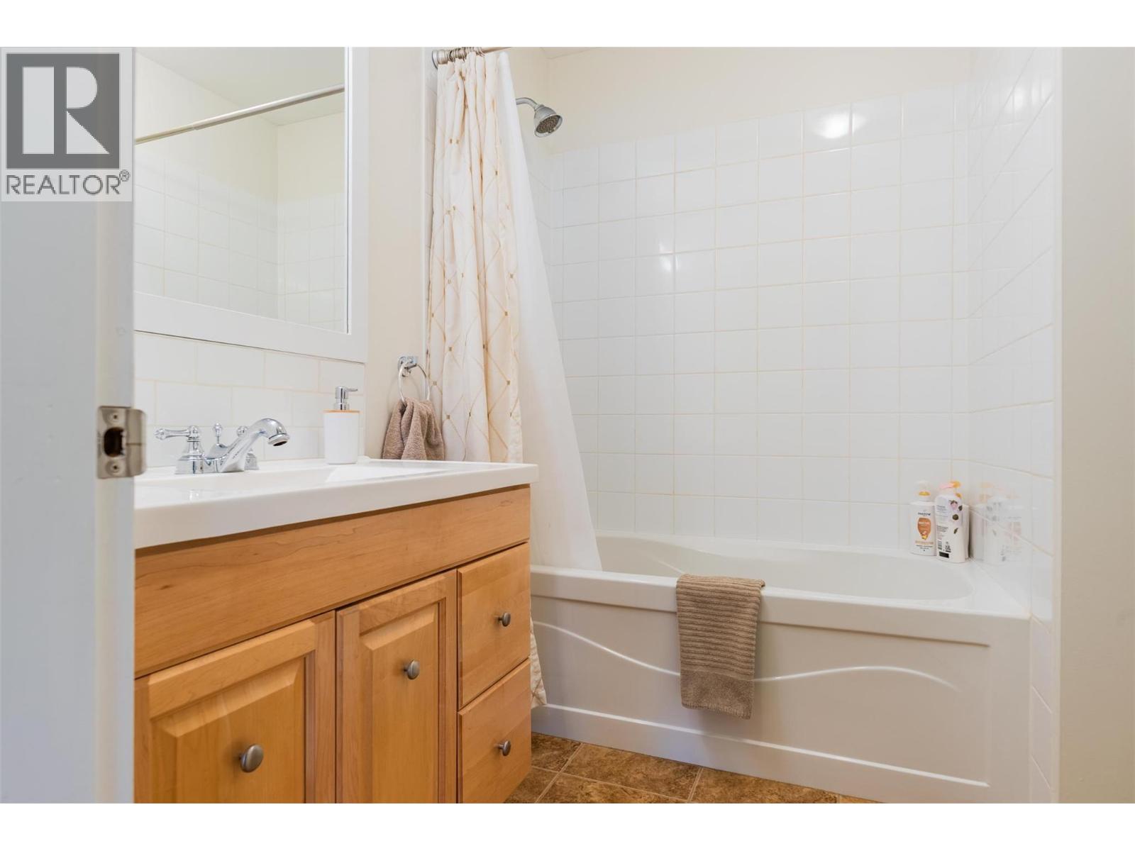 1631 Fifth Avenue, Trail, British Columbia  V1R 1V1 - Photo 14 - 10373518