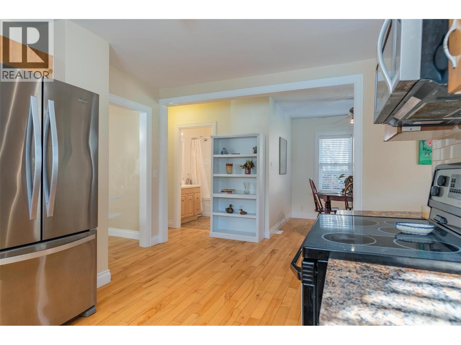 1631 Fifth Avenue, Trail, British Columbia  V1R 1V1 - Photo 11 - 10373518