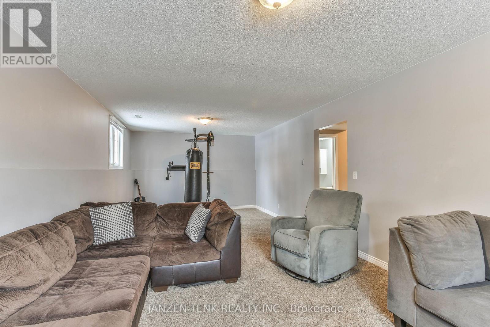 63 South Street E, Aylmer, Ontario  N5H 1P7 - Photo 17 - X12718142