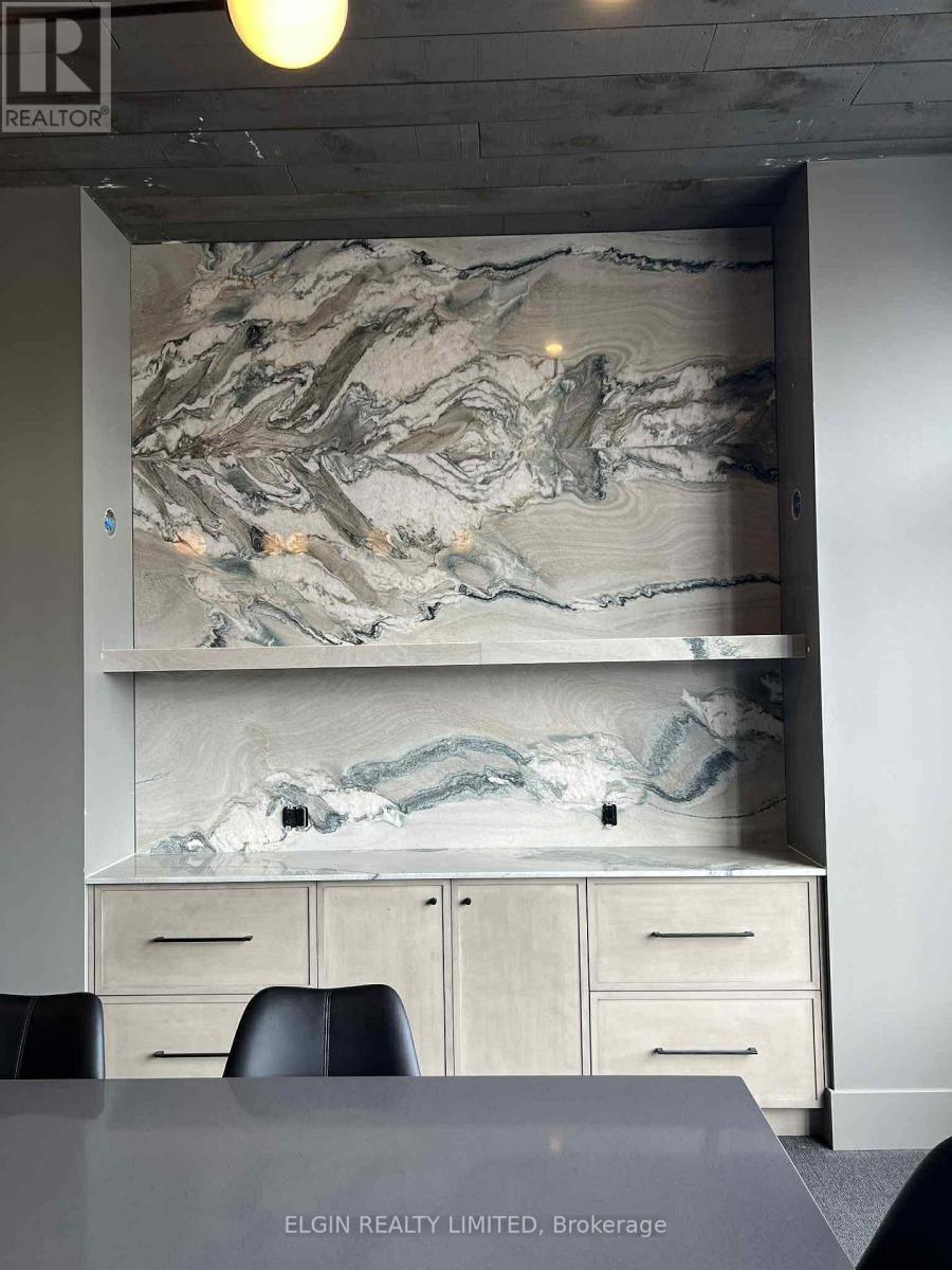 470 Talbot Street, St. Thomas, Ontario  N5P 1C2 - Photo 2 - X12718160