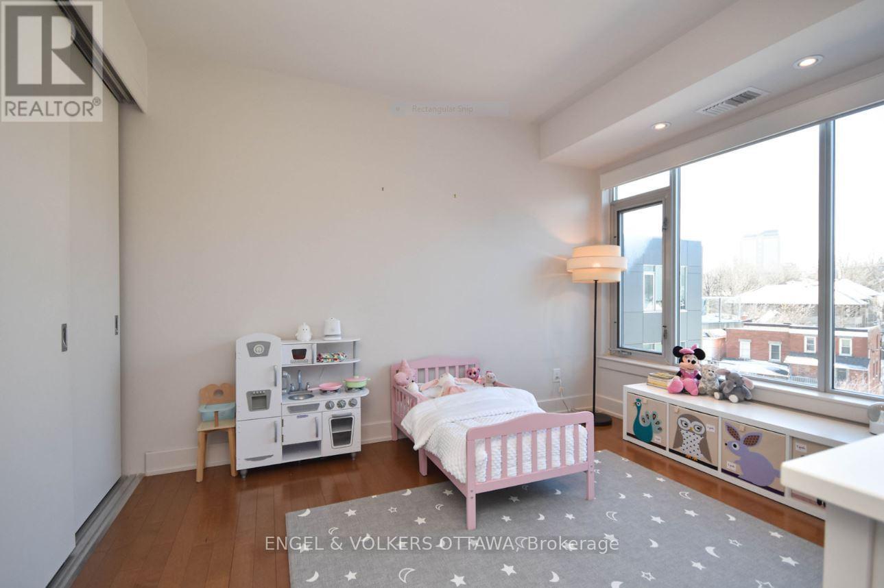 420 - 7 Marquette Avenue, Ottawa, Ontario  K1L 8A7 - Photo 28 - X12718140