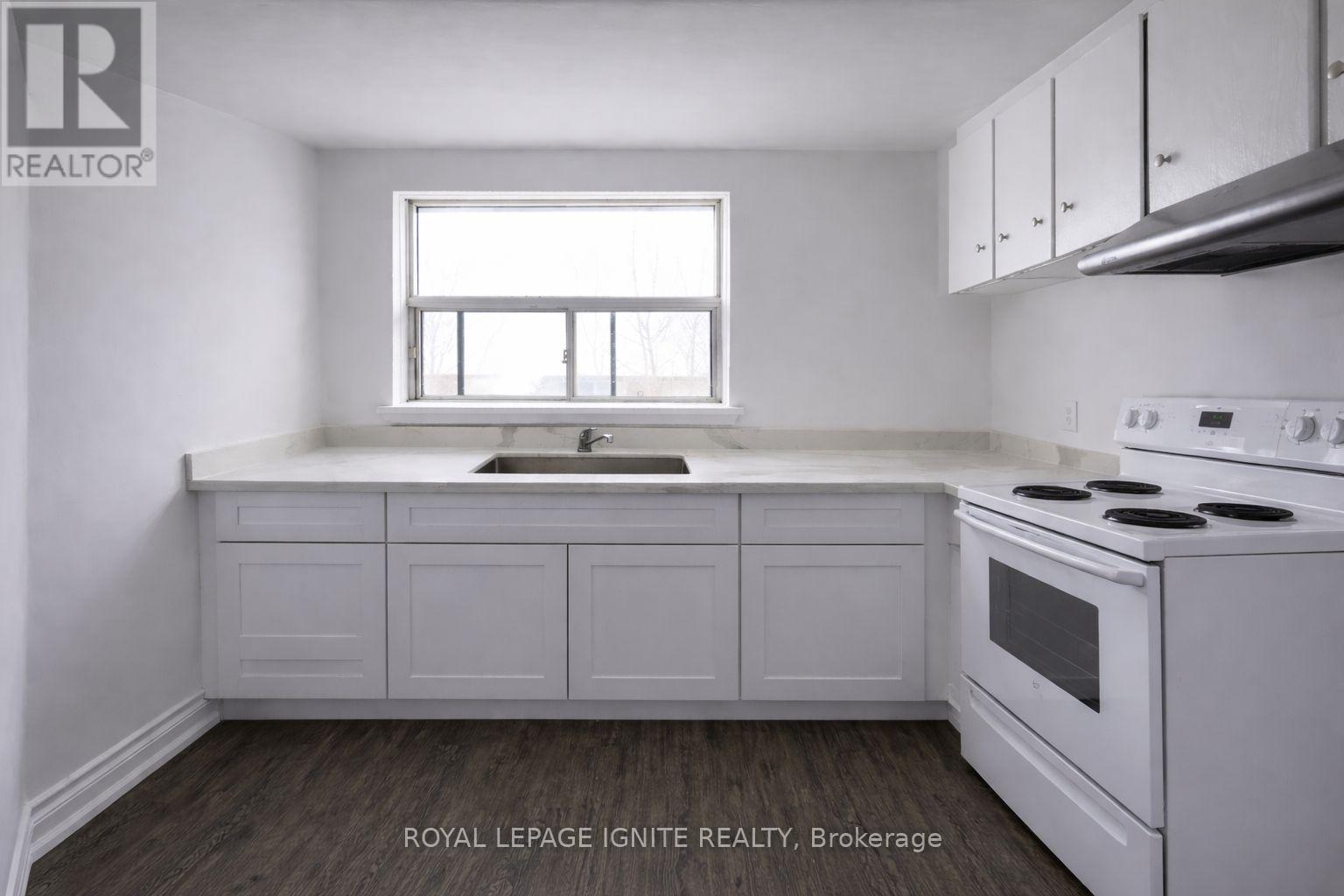 3 - 573a Birchmount Road, Toronto, Ontario  M1K 1P8 - Photo 4 - E12696478