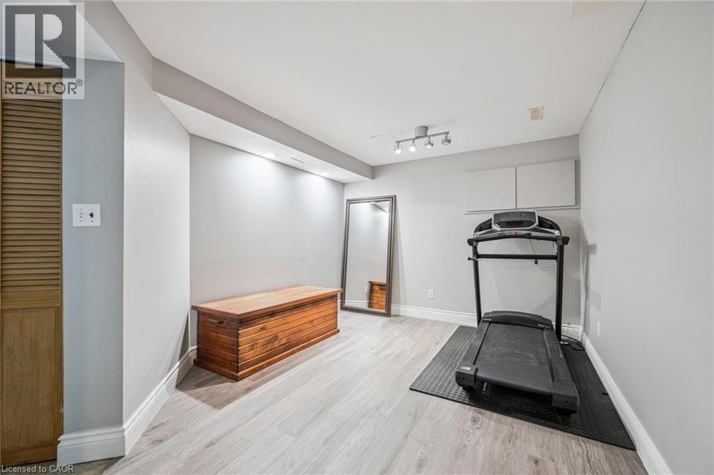 297 Bluevale Street N Unit# E, Waterloo, Ontario  N2J 4H6 - Photo 28 - 40799389