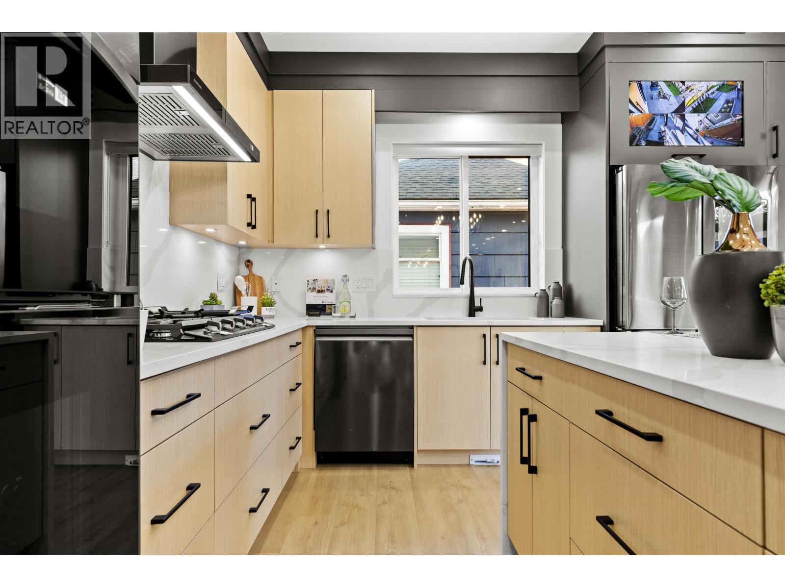 218 Osborne Avenue, New Westminster, British Columbia  V3L 1Y8 - Photo 11 - R3081859