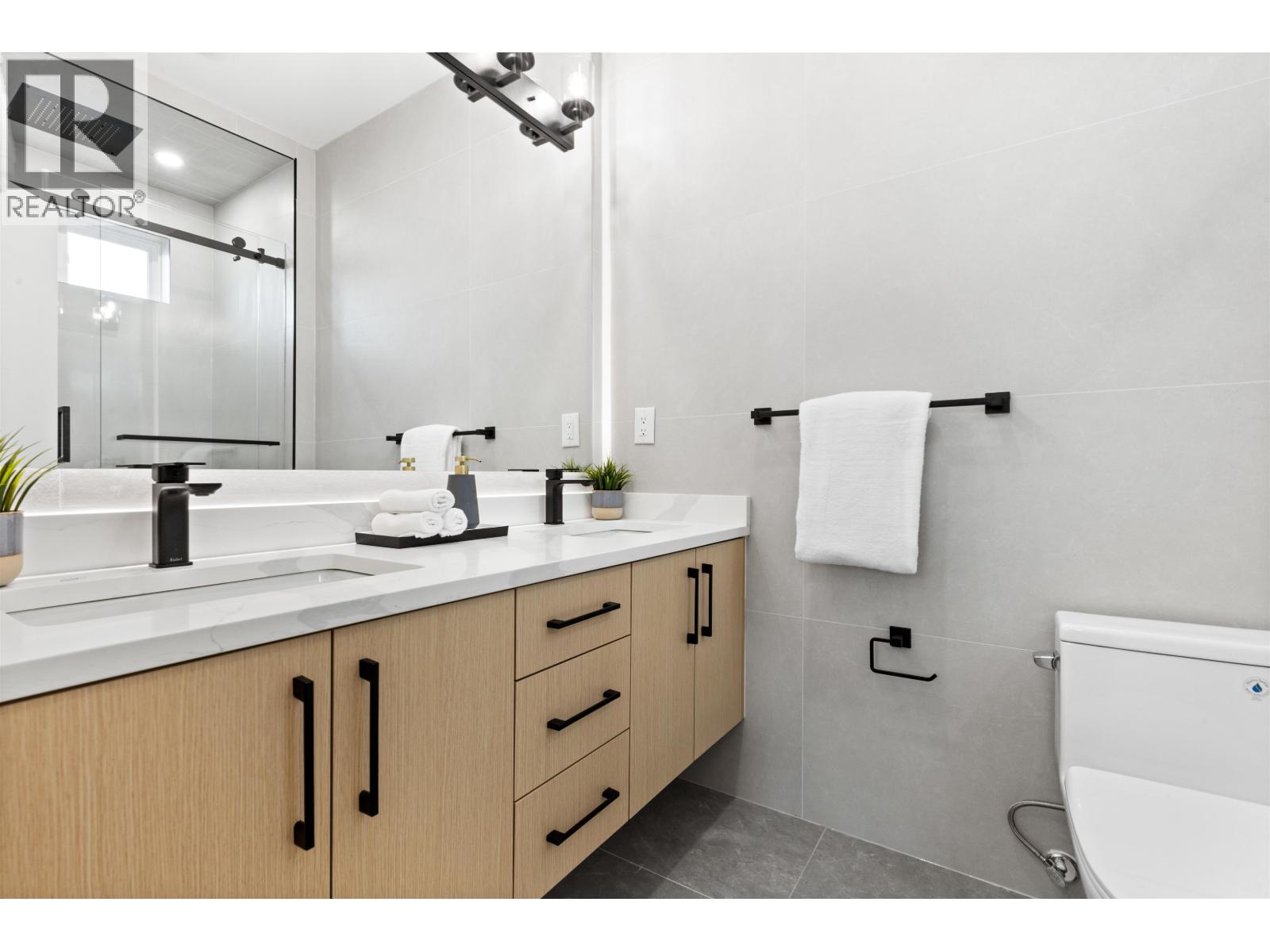 218 Osborne Avenue, New Westminster, British Columbia  V3L 1Y8 - Photo 29 - R3081859