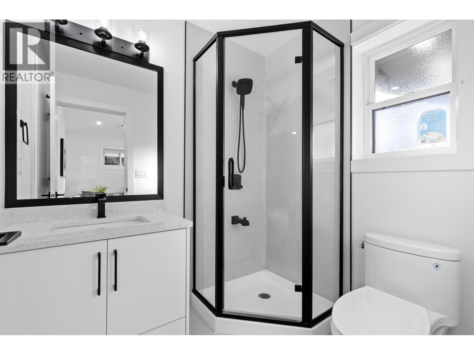 218 Osborne Avenue, New Westminster, British Columbia  V3L 1Y8 - Photo 35 - R3081859