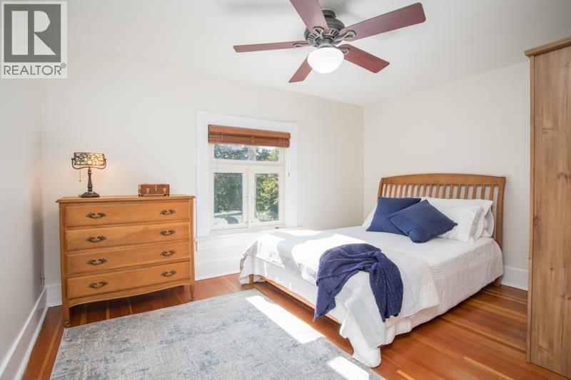 403 Ninth Street, New Westminster, British Columbia  V3M 3V9 - Photo 15 - R3081873