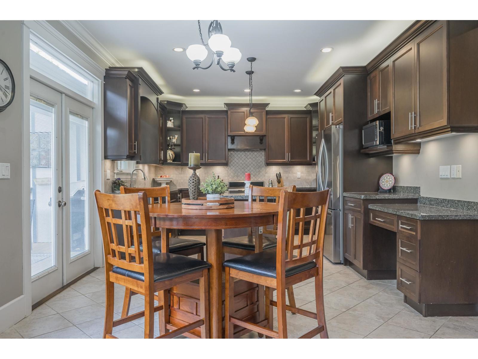 20347 98a Avenue, Langley, British Columbia  V1M 0A6 - Photo 8 - R3081832