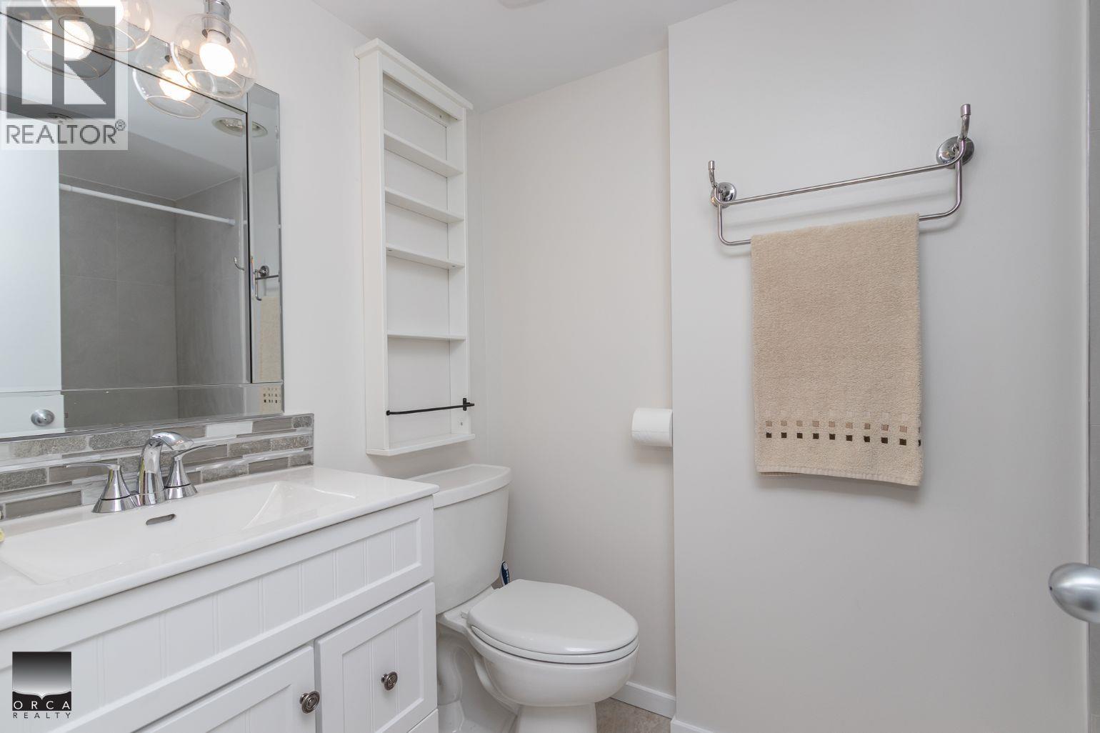 207 811 Helmcken Street, Vancouver, British Columbia  V6Z 1B1 - Photo 5 - R3081877