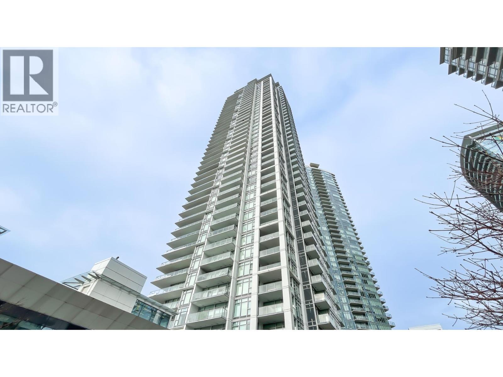 2207 1888 Gilmore Avenue, Burnaby, British Columbia  V5C 0L2 - Photo 1 - R3081588