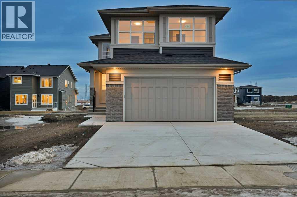 19 Chelsea Port Link, Chestermere, Alberta  T1X 3H4 - Photo 2 - A2280531