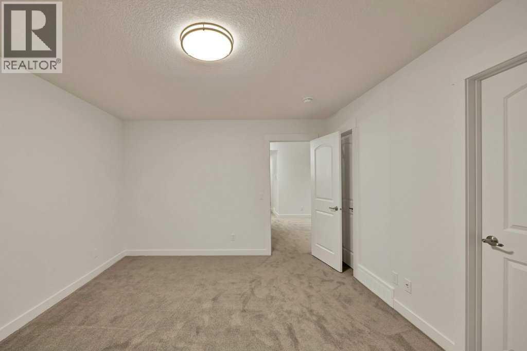 19 Chelsea Port Link, Chestermere, Alberta  T1X 3H4 - Photo 25 - A2280531