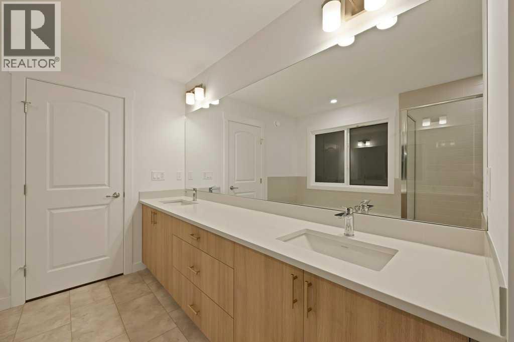 19 Chelsea Port Link, Chestermere, Alberta  T1X 3H4 - Photo 28 - A2280531