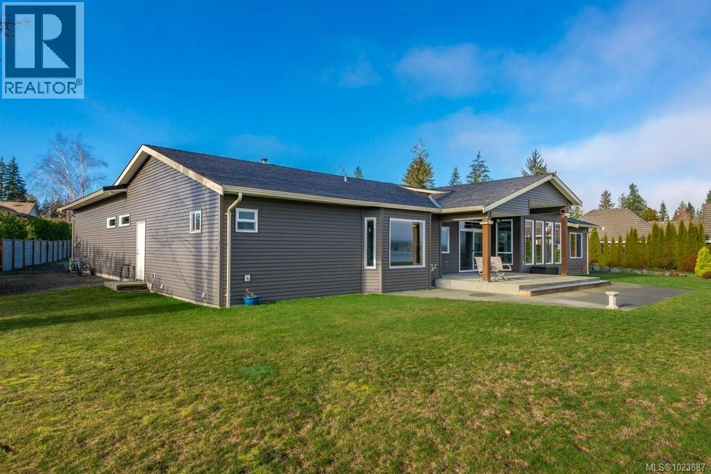 3885 Discovery Dr, Campbell River, British Columbia  V9W 4W5 - Photo 3 - 1023887