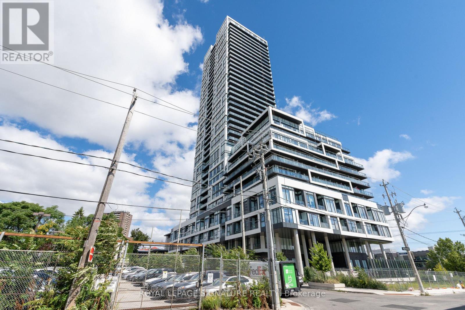 1804 - 5 Defries Street, Toronto, Ontario  M5A 0W7 - Photo 1 - C12718166