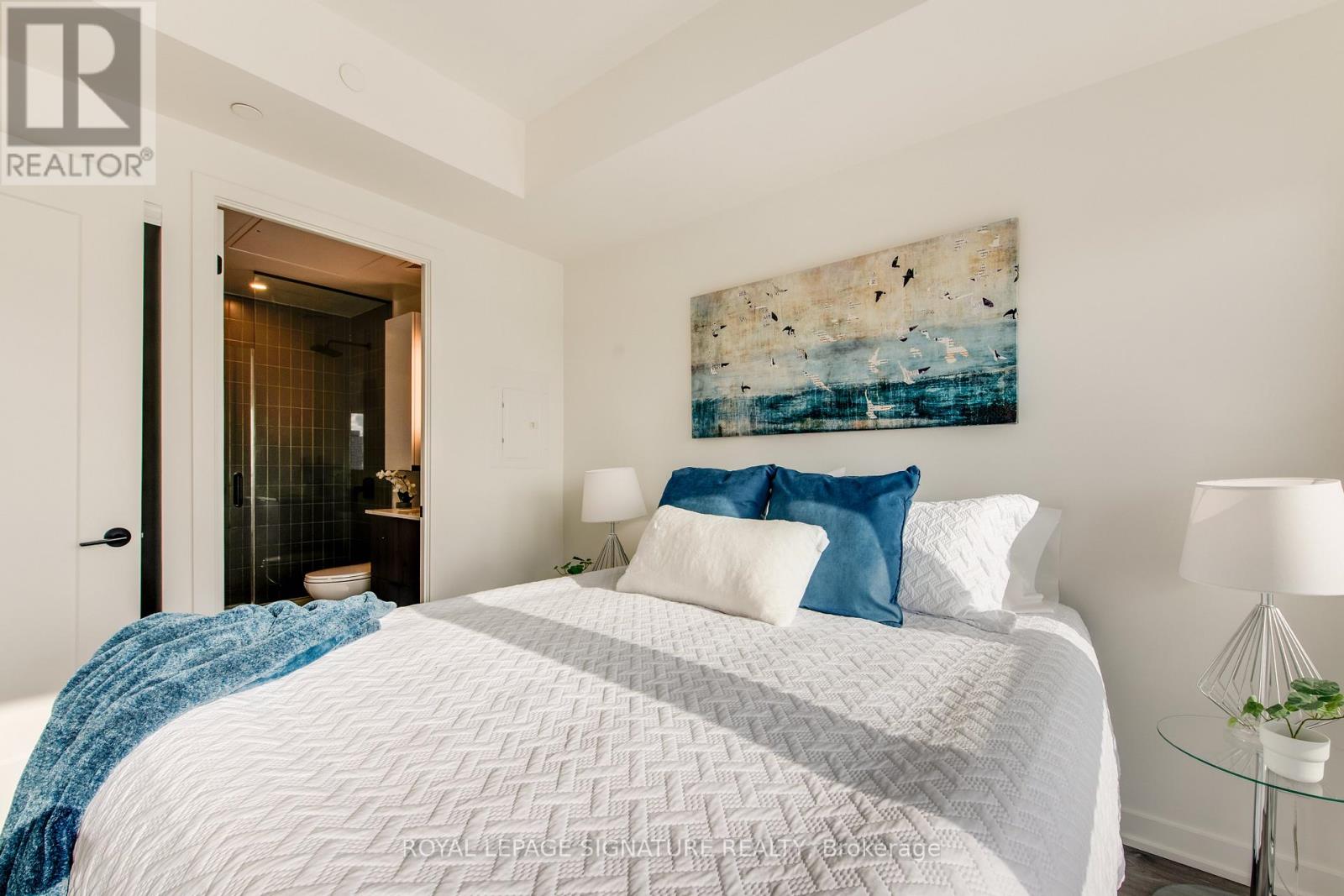 1804 - 5 Defries Street, Toronto, Ontario  M5A 0W7 - Photo 12 - C12718166