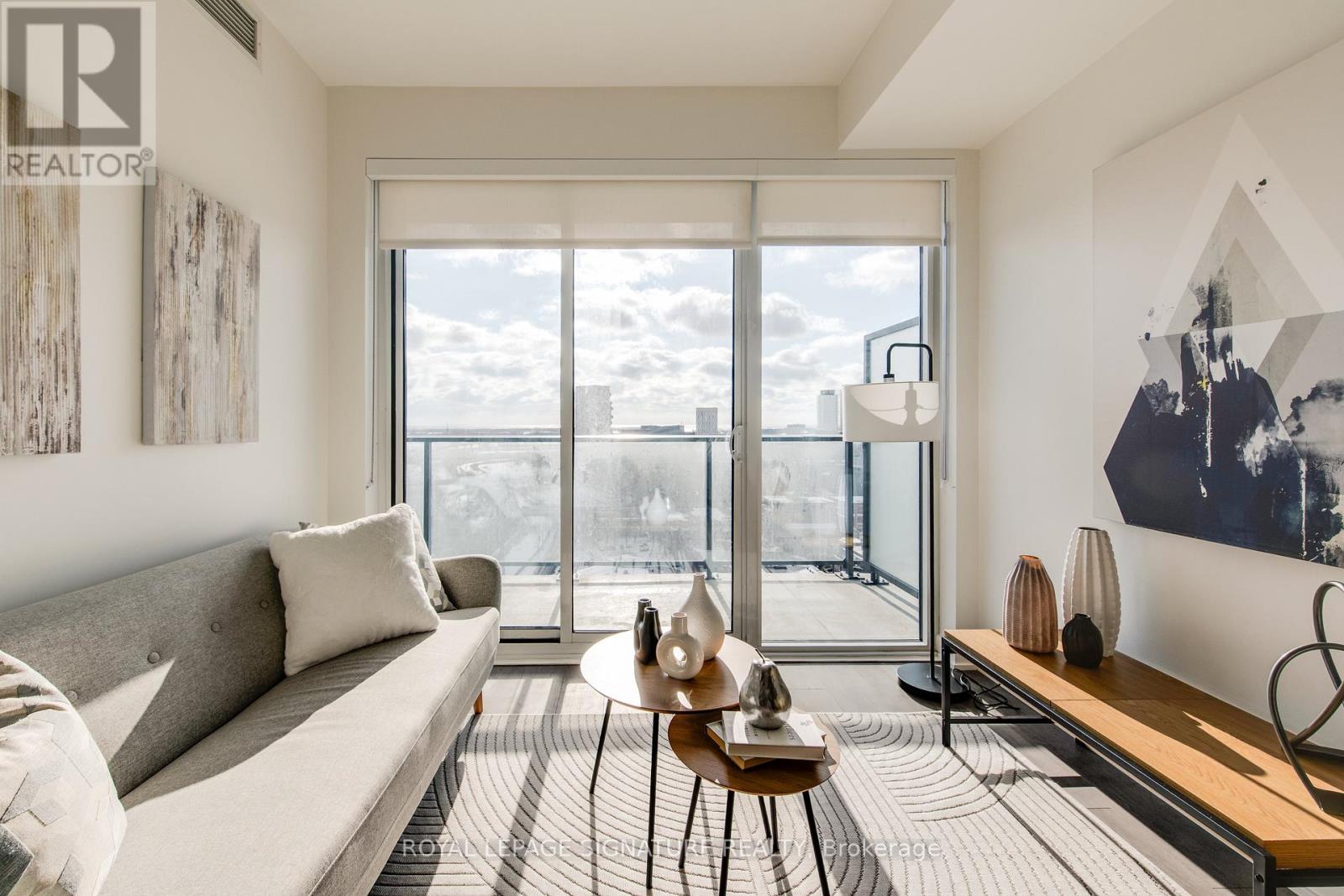 1804 - 5 Defries Street, Toronto, Ontario  M5A 0W7 - Photo 7 - C12718166