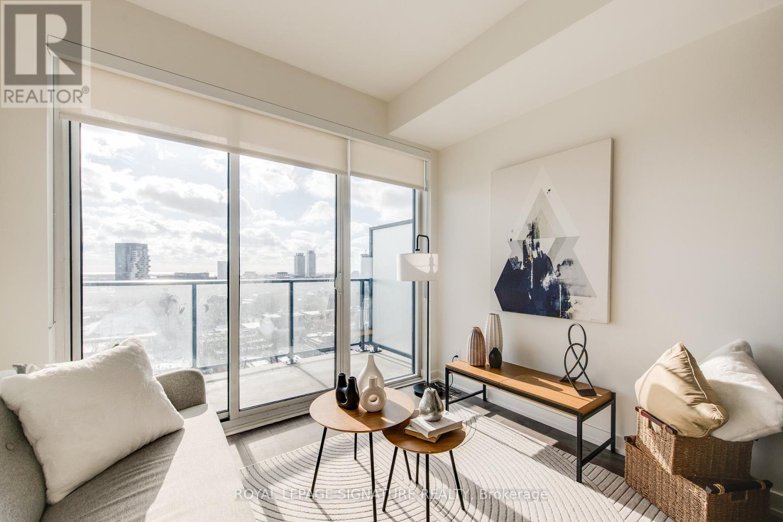 1804 - 5 Defries Street, Toronto, Ontario  M5A 0W7 - Photo 8 - C12718166