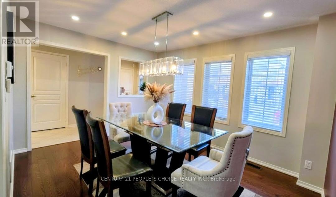 500 Sixteen Mile Drive, Oakville, Ontario  L6M 0R2 - Photo 5 - W12663404