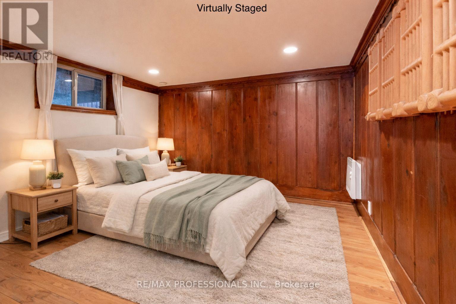 3 Lynngrove Avenue, Toronto, Ontario  M8X 1M3 - Photo 34 - W12717292