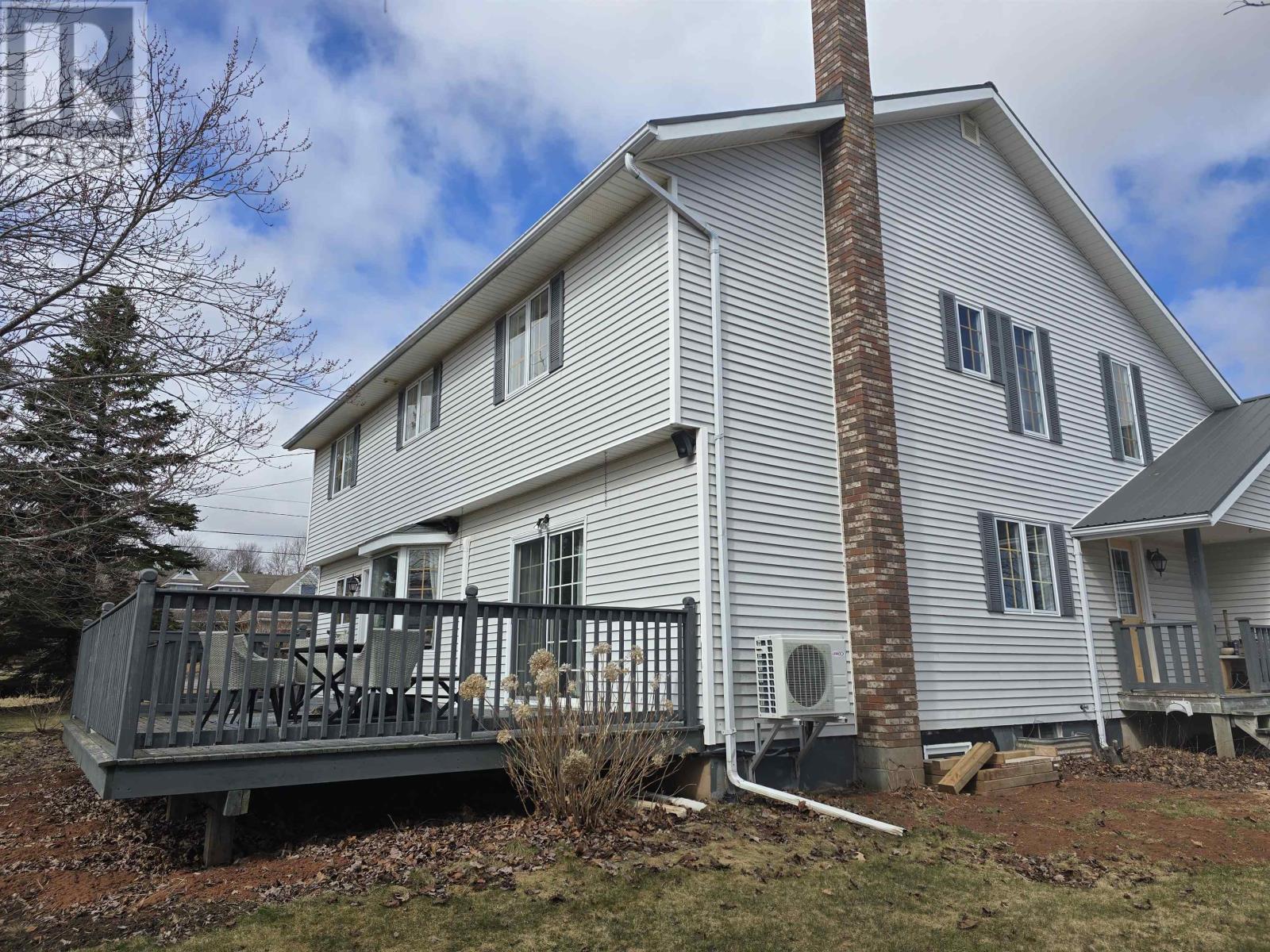 42 Cortland Street, Charlottetown, Prince Edward Island  C1E 1K9 - Photo 5 - 202601191