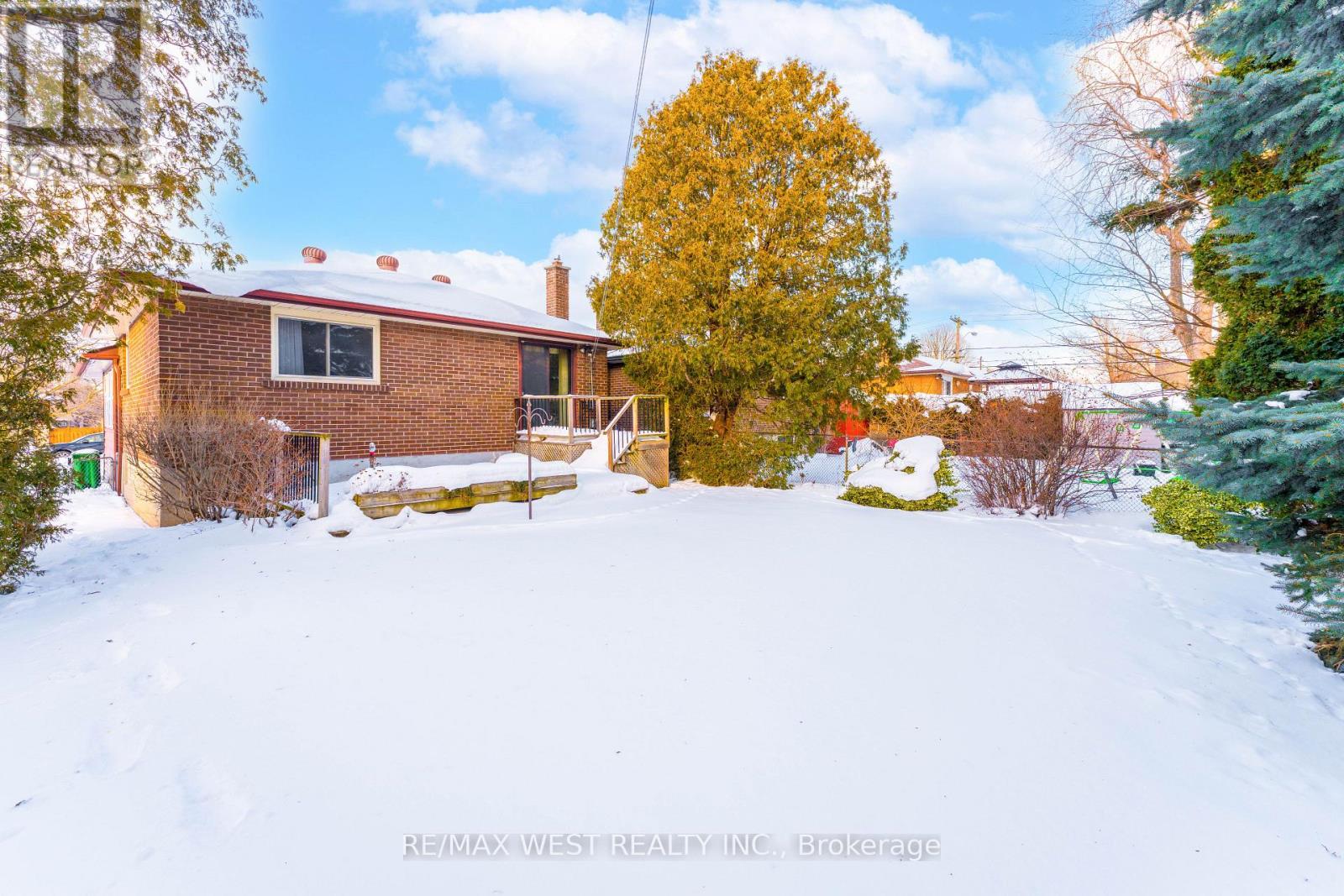 37 Grace Street, Toronto, Ontario  M1J 2M3 - Photo 9 - E12718086