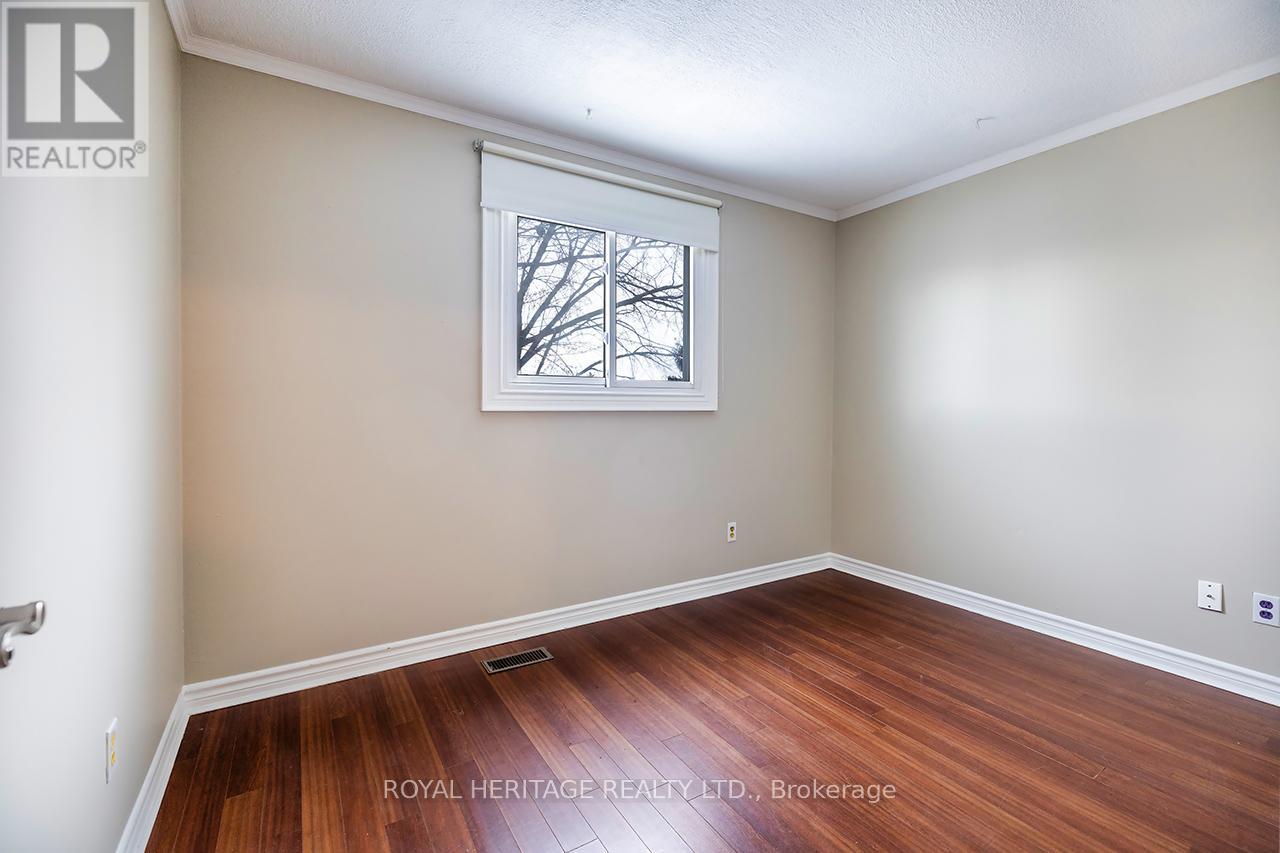 Main - 520 Capilano Court, Oshawa, Ontario  L1H 7T9 - Photo 10 - E12718164