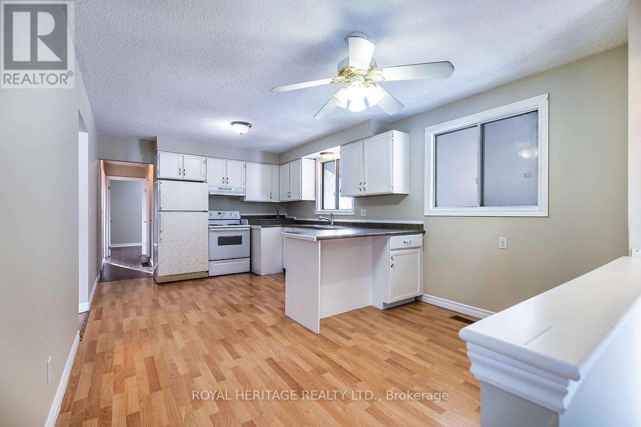 Main - 520 Capilano Court, Oshawa, Ontario  L1H 7T9 - Photo 3 - E12718164