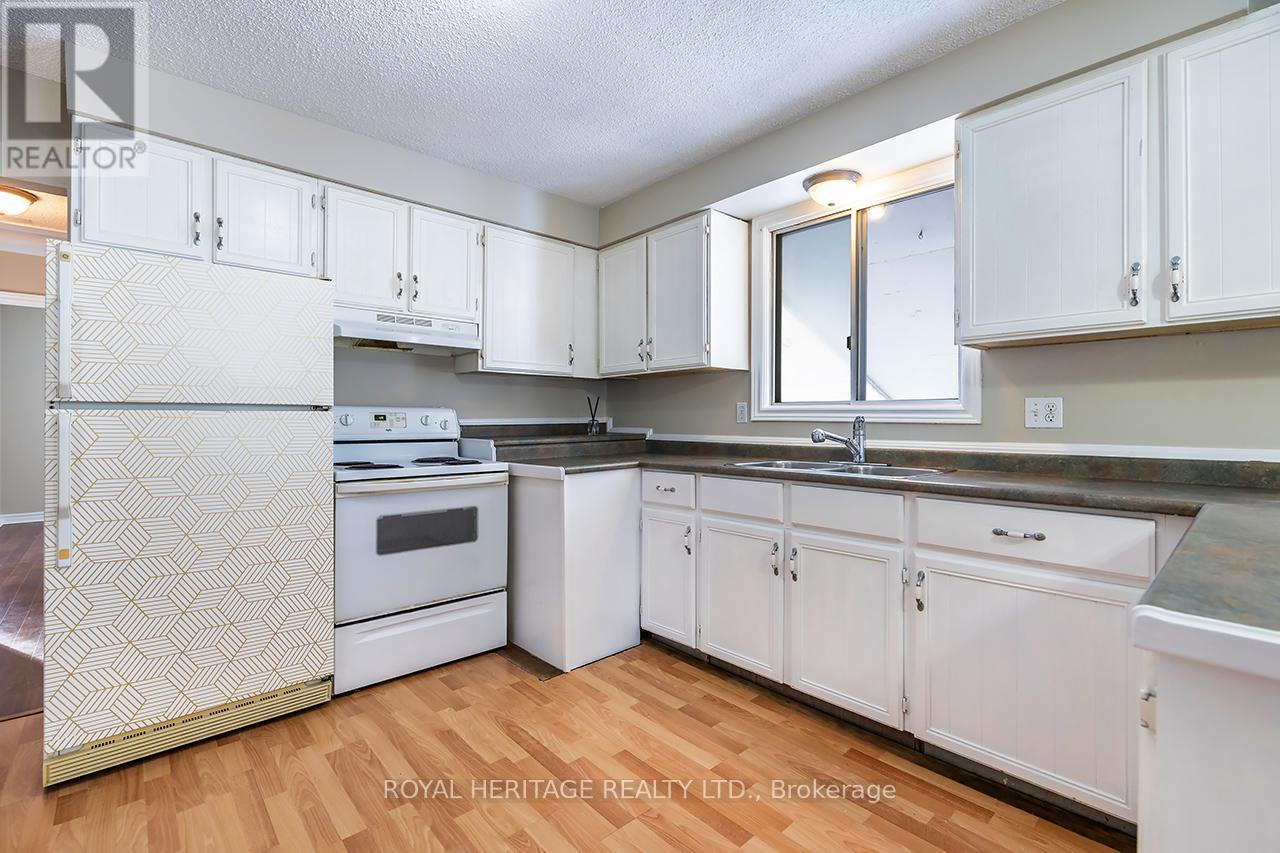 Main - 520 Capilano Court, Oshawa, Ontario  L1H 7T9 - Photo 4 - E12718164