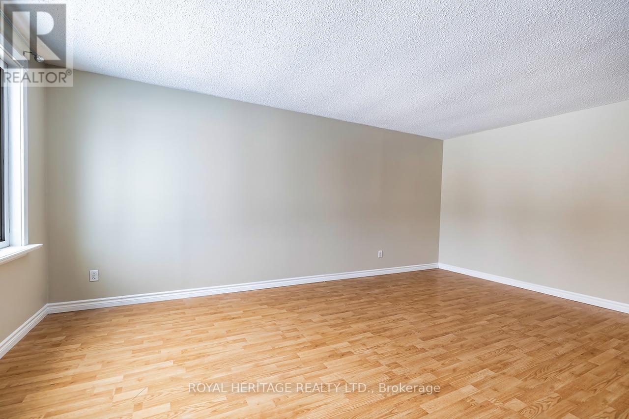 Main - 520 Capilano Court, Oshawa, Ontario  L1H 7T9 - Photo 5 - E12718164