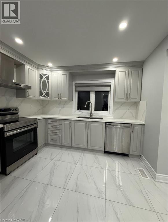 60 Culture Crescent, Brampton, Ontario  L6X 5A2 - Photo 7 - 40796509