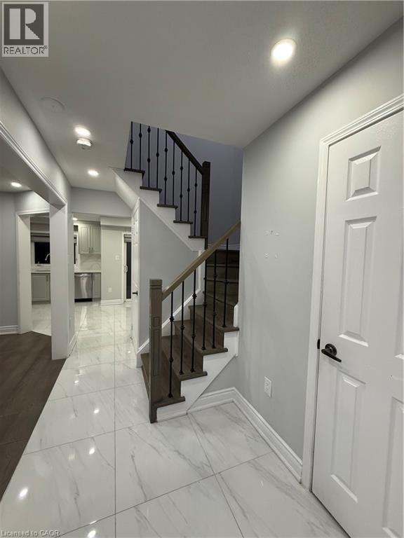 60 Culture Crescent, Brampton, Ontario  L6X 5A2 - Photo 5 - 40796509