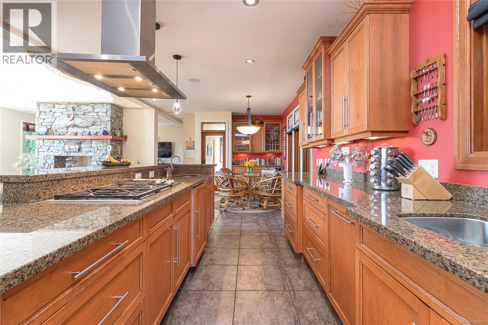 7014 Beach View Crt, Central Saanich, British Columbia  V8M 2J7 - Photo 17 - 1023457