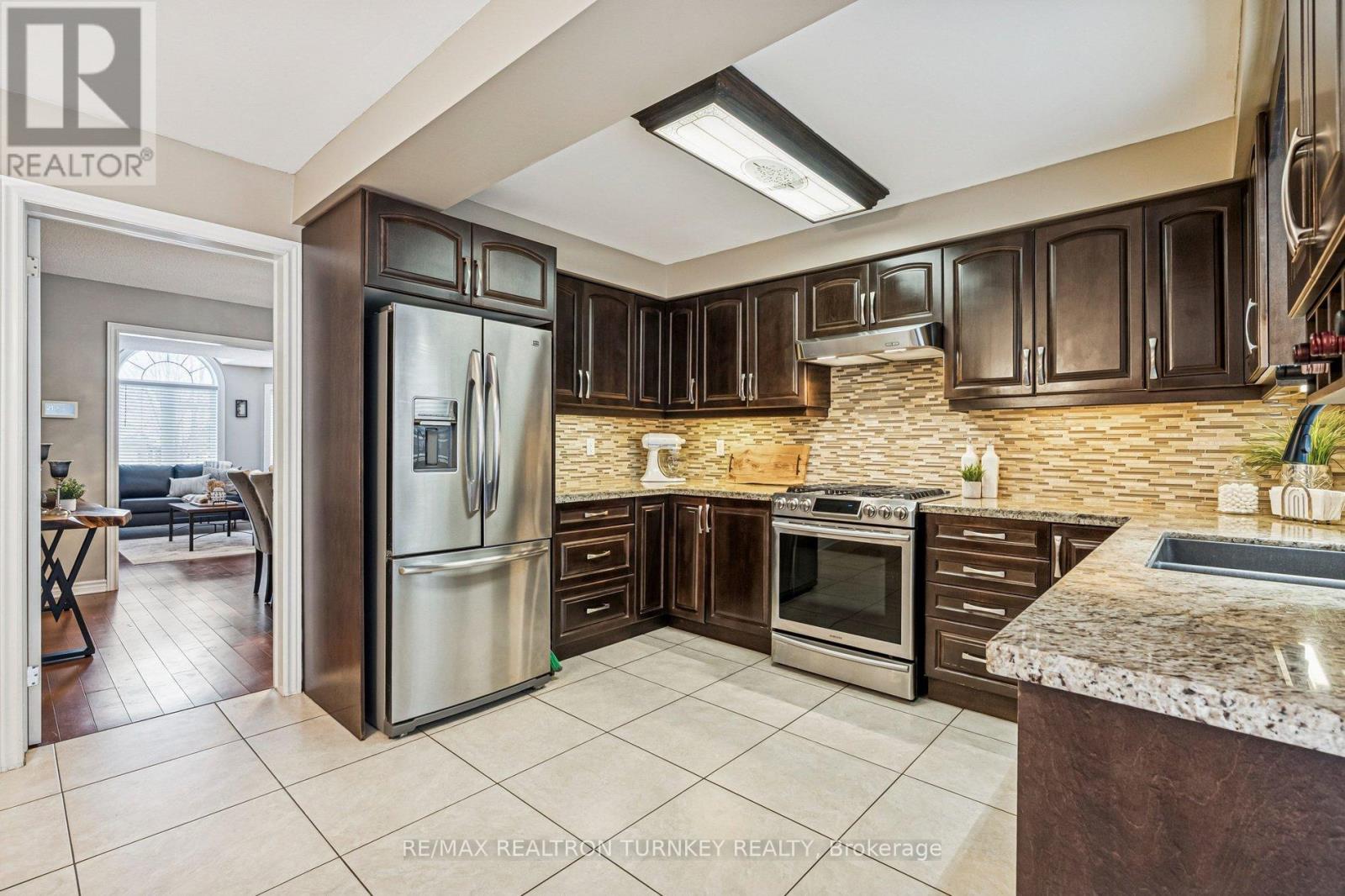 618 Ponting Place, Newmarket, Ontario  L3X 1T4 - Photo 14 - N12718066