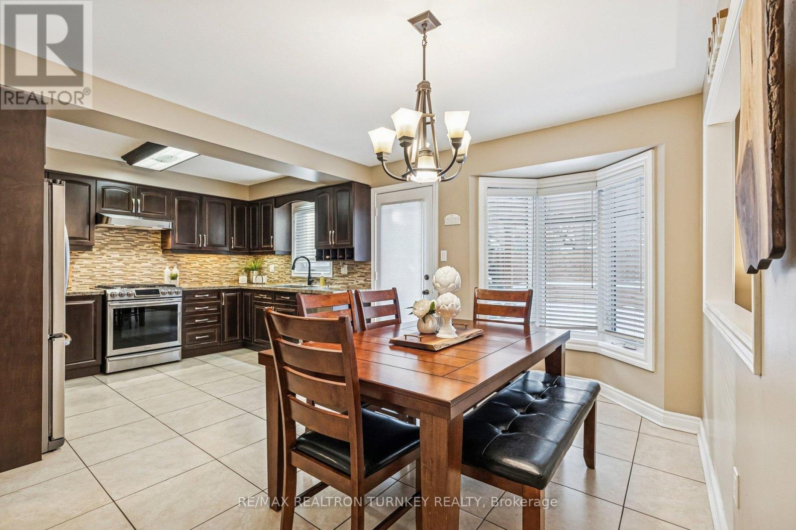 618 Ponting Place, Newmarket, Ontario  L3X 1T4 - Photo 20 - N12718066