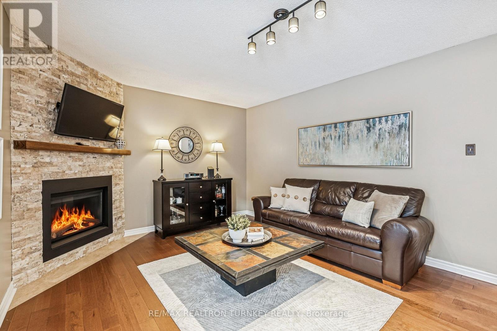 618 Ponting Place, Newmarket, Ontario  L3X 1T4 - Photo 21 - N12718066