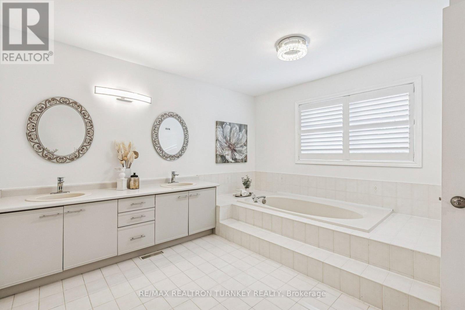 618 Ponting Place, Newmarket, Ontario  L3X 1T4 - Photo 27 - N12718066