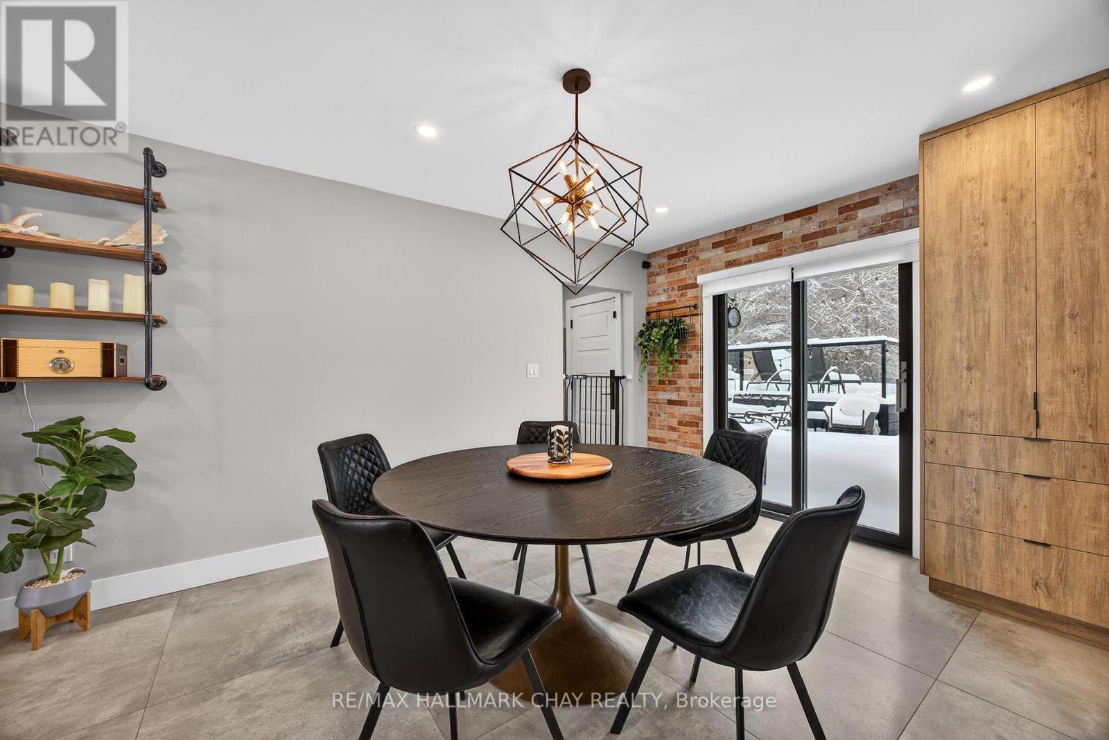 1386 Gilford Road, Innisfil, Ontario  L0L 1R0 - Photo 7 - N12718090