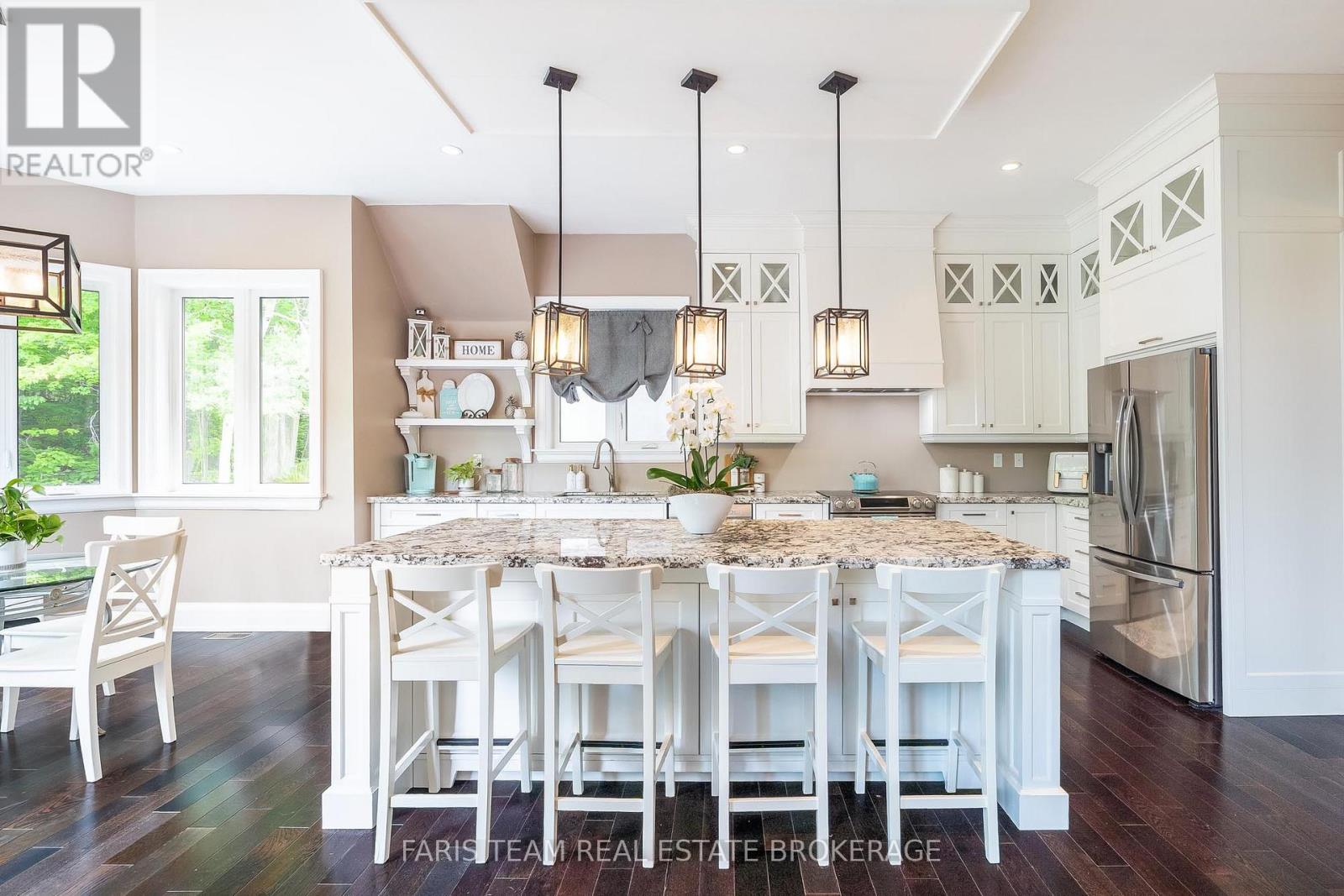 400 Lloyd's Lane, King, Ontario  L7B 0E4 - Photo 8 - N12718134