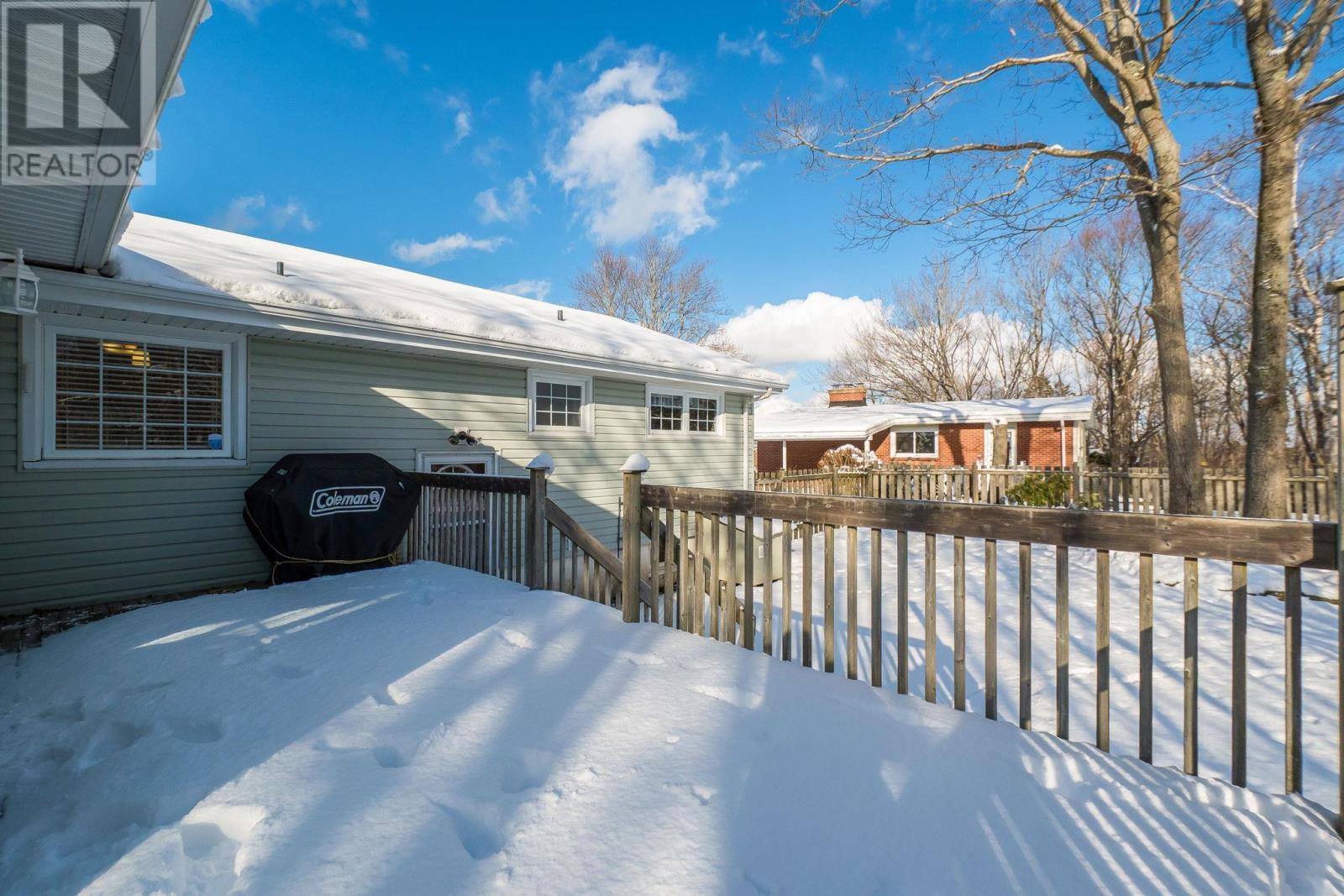 16 Canary Crescent, Halifax, Nova Scotia  B3M 1R1 - Photo 42 - 202601274