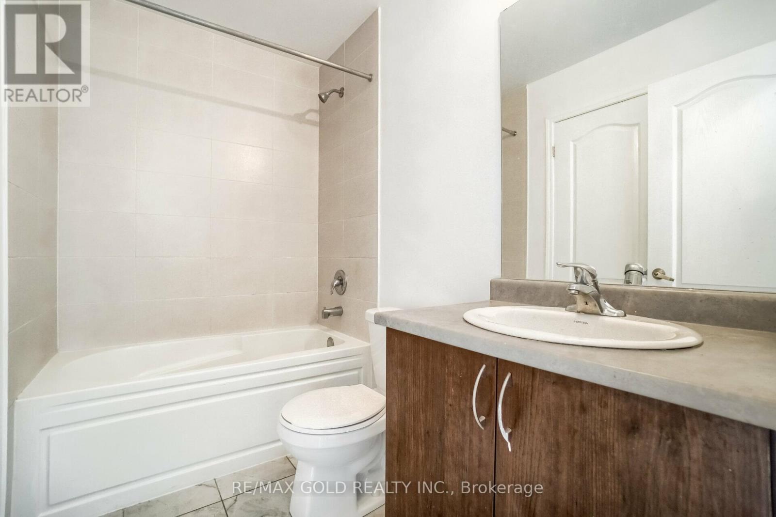 152 Village Gate Drive, Wasaga Beach, Ontario  L9Z 0J7 - Photo 16 - S12718150