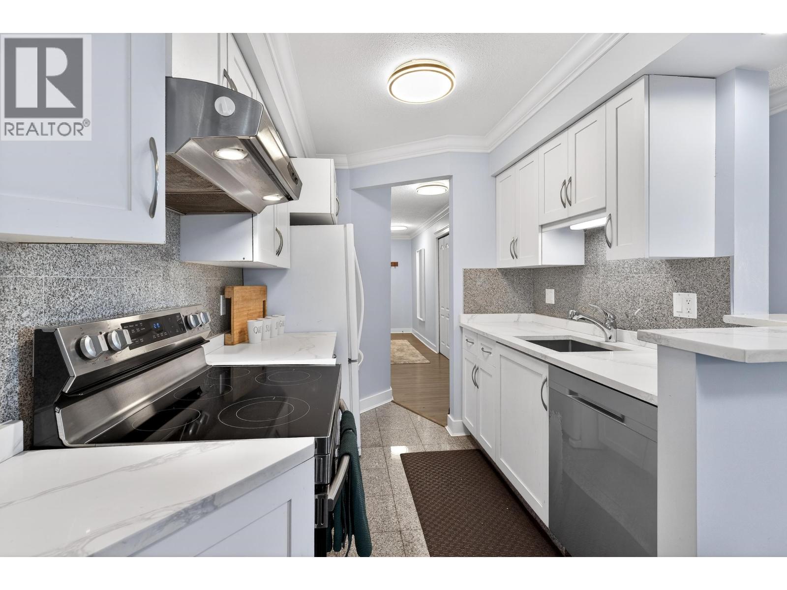 402 1210 Pacific Street, Coquitlam, British Columbia  V3B 6K3 - Photo 11 - R3081395